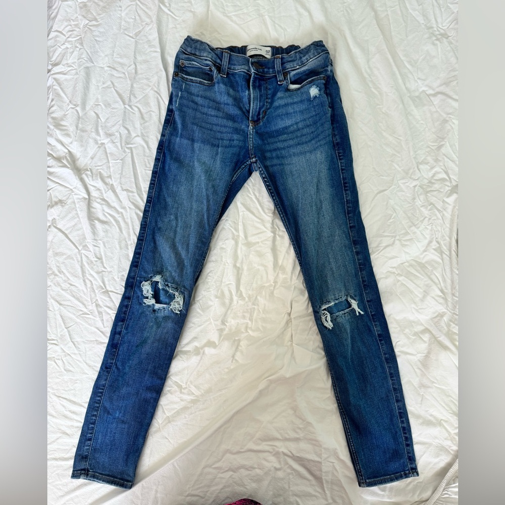 Abercrombie Kids Blue Súper Skinny Jeans with Distressed Details 13/14 LONG Boys